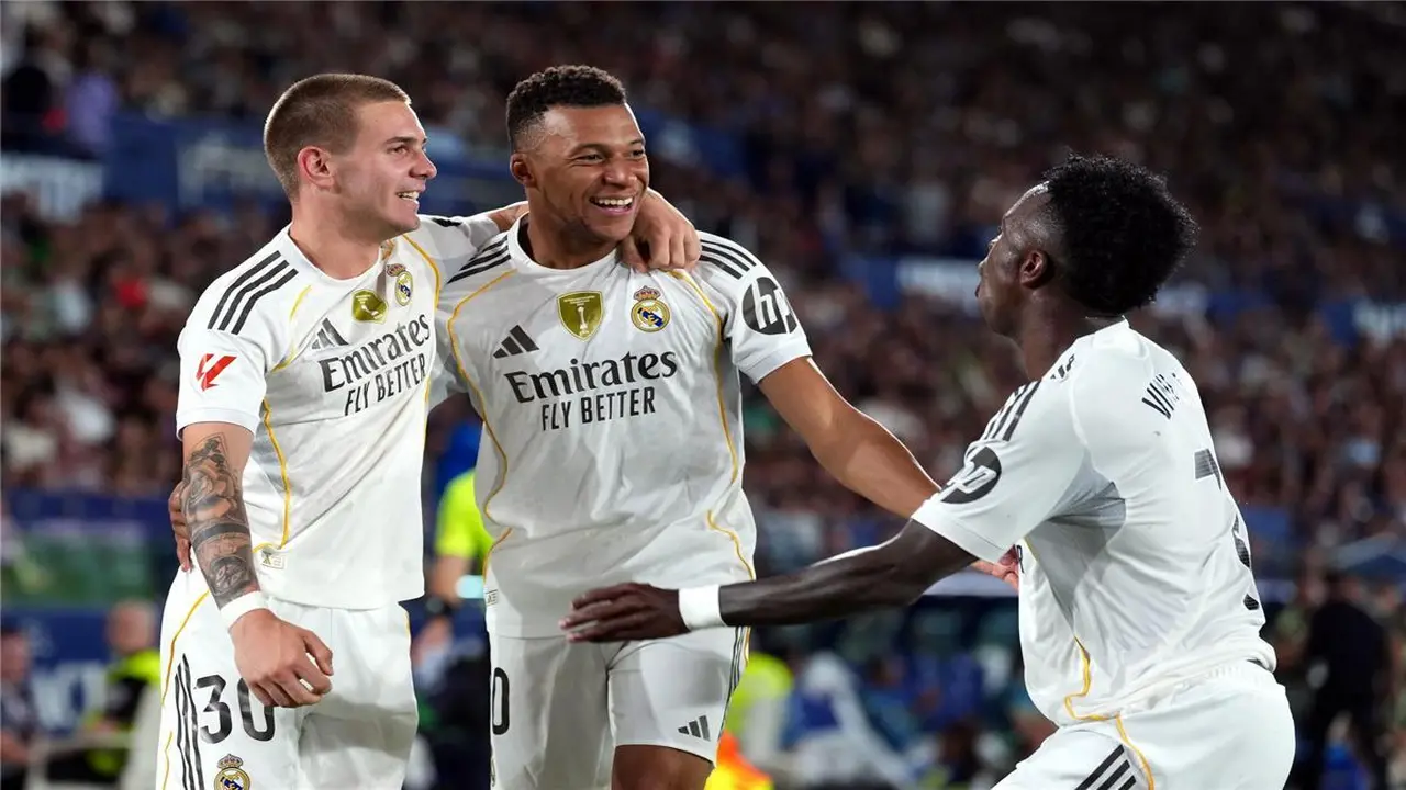 نجم بايرن ميونخ السابق: لاعب ريال مدريد يشتكي دائمًا.. ولا نقارن سوى برشلونة